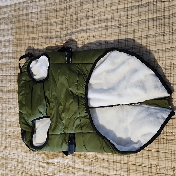Winter dog vest NWOT - Picture 4 of 4
